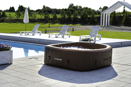 Jacuzzi gonflable de jardin THUNDER BREVE