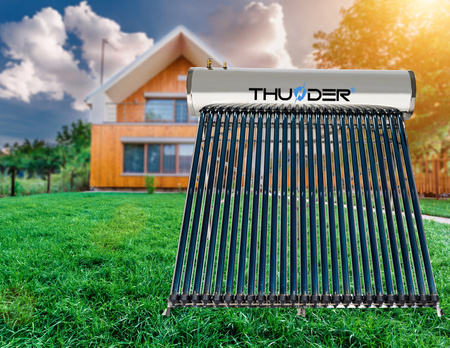 Capteur solaire pressurisé avec réservoir THUNDER 250 L